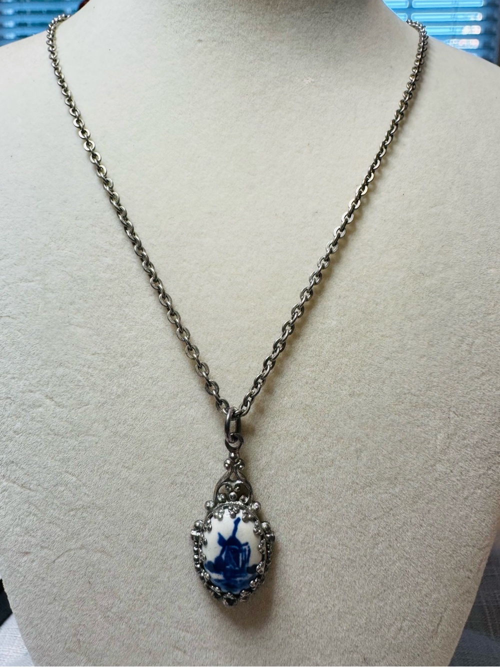Vintage Delft Silver Blue Porcelain Pendant Necklace